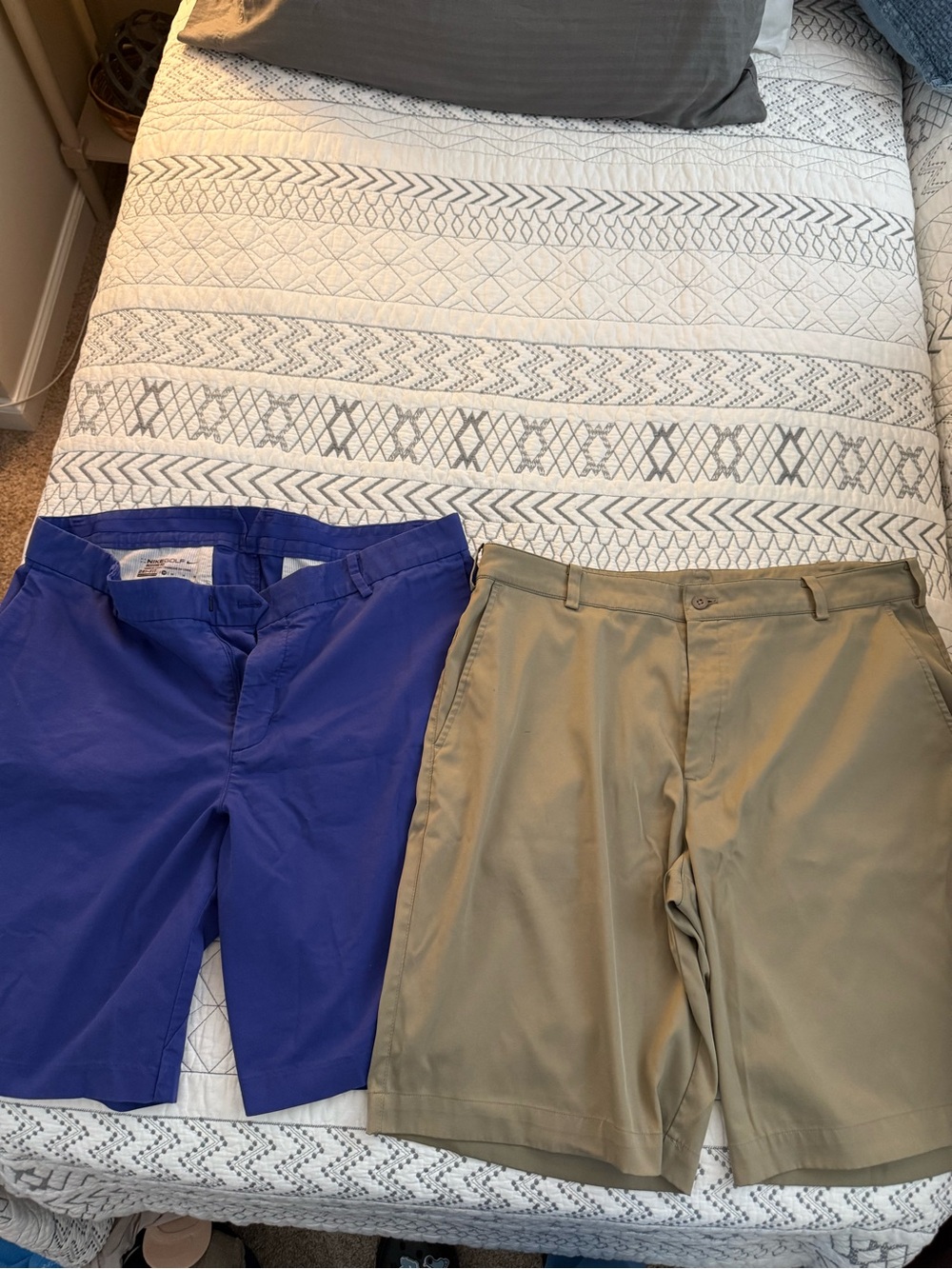 Nike Men's Casual golf Shorts - Royal Blue & Khaki